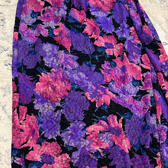 French Laundry Leopard Floral and Lace A-Line Maxi Skirt - Picture 10 of 11